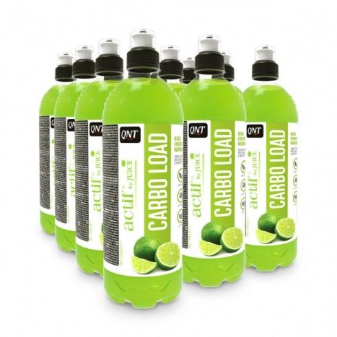 Plusieurs bouteilles vertes avec bouchon noir. Inscription: QNT Carbo Load. Des citrons verts sont représentés.