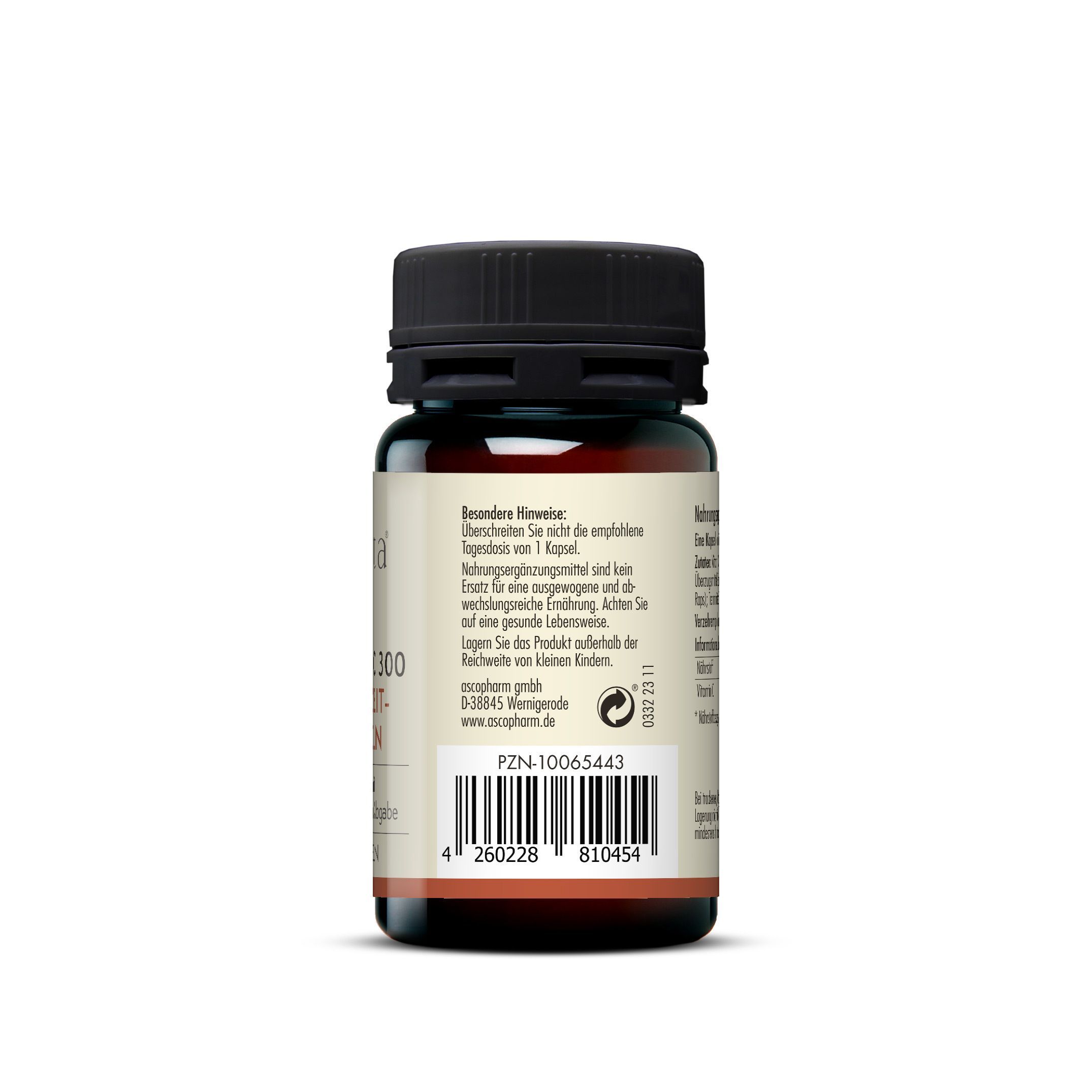 Rückseite der braunen Glasflasche mit schwarzen Deckel. Warnhinweise, Herstellerinformationen, PZN-Nummer, Barcode. SoVita Vitamin C 300 Kapseln.
